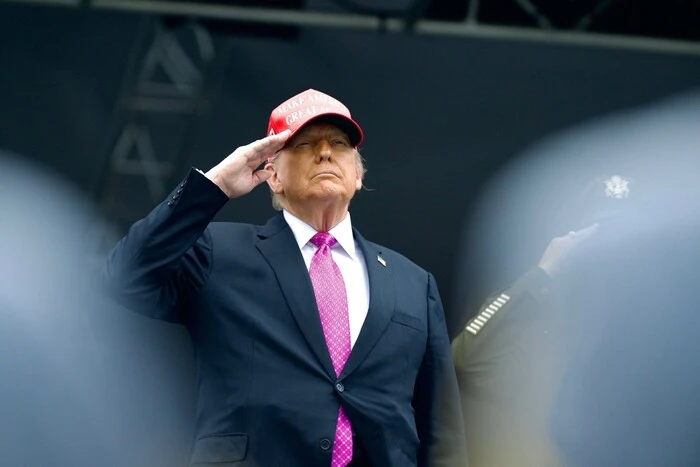 Trump äußerte die Zuversicht, dass der Waffenstillstand zwischen Israel und dem Iran ewig dauern wird
