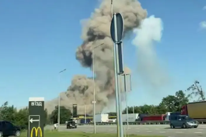 Explosion near Zhytomyr at a gas station: police appeal to drivers