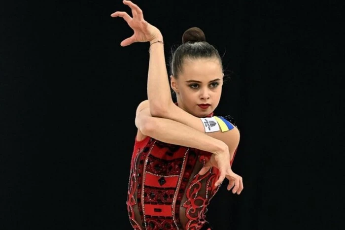 Taisija Onofrijtschuk gewann drei Medaillen am letzten Tag der Europameisterschaft im Rhythmischen Sportgymnastik
