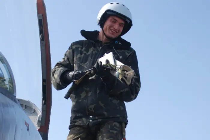 Ustymenko był kolegą z roku Jusa: zdjęcie pilota F-16, który zginął tej nocy