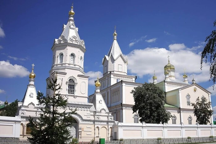 Казус із бронюванням батюшок. Держава зарахувала до критично важливих жіночий монастир, підпорядкований… патріарху Кирилу