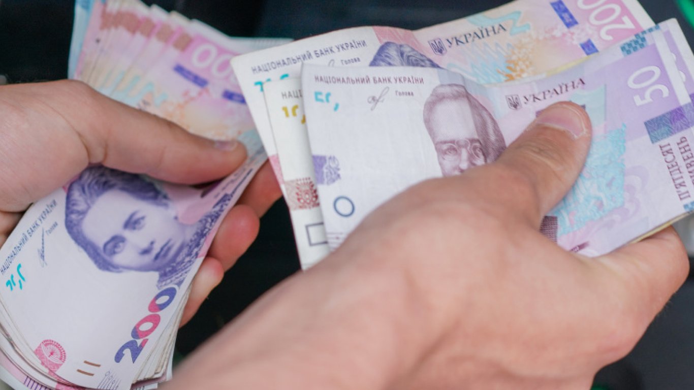 Pomoc w wysokości 10,8 tys. UAH — komu z Ukraińców przysługują wypłaty