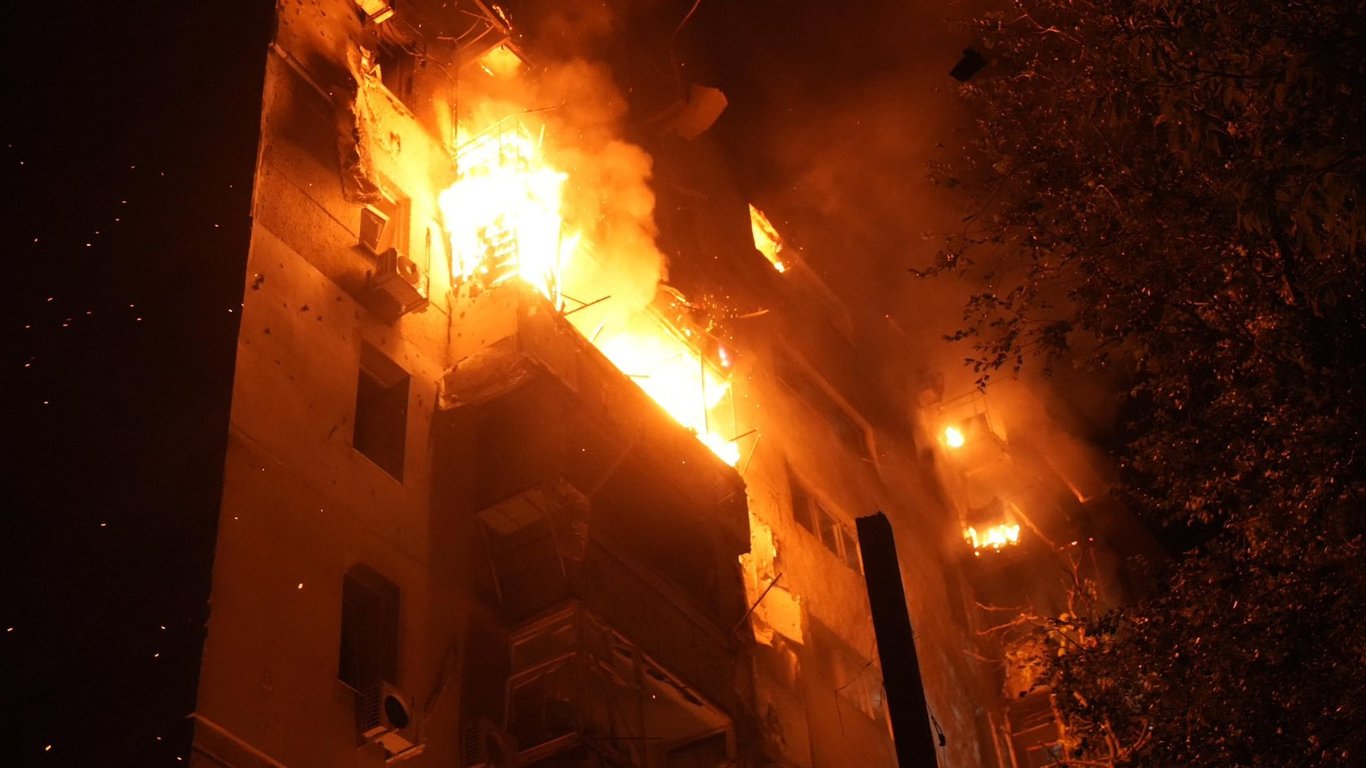 In Odesa, victims and a deceased person due to Russian attack — aftermath photos