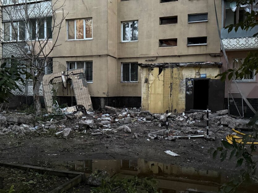 Odessa unter Drohnenangriff: Treffer in ein Hochhaus